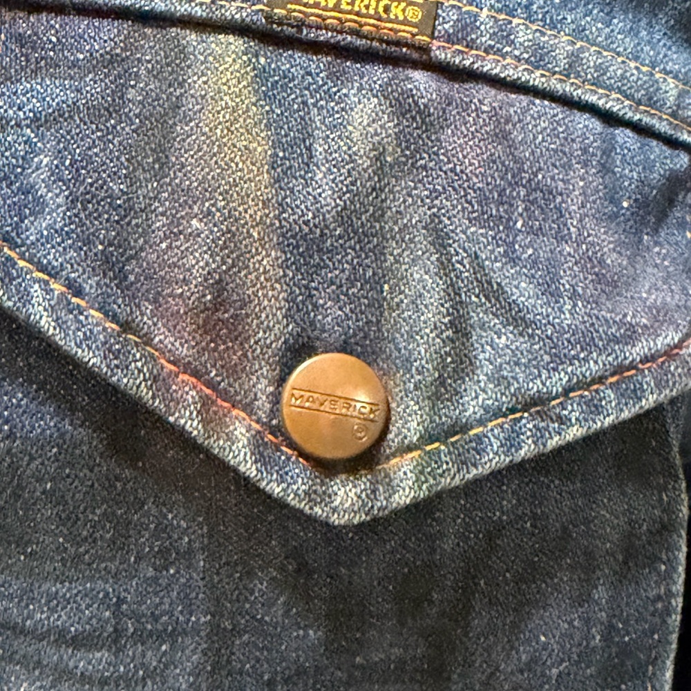 Vintage Sherpa Lined Denim jacket w/
Indian Head Native American western 90’s - Picture 12 of 16